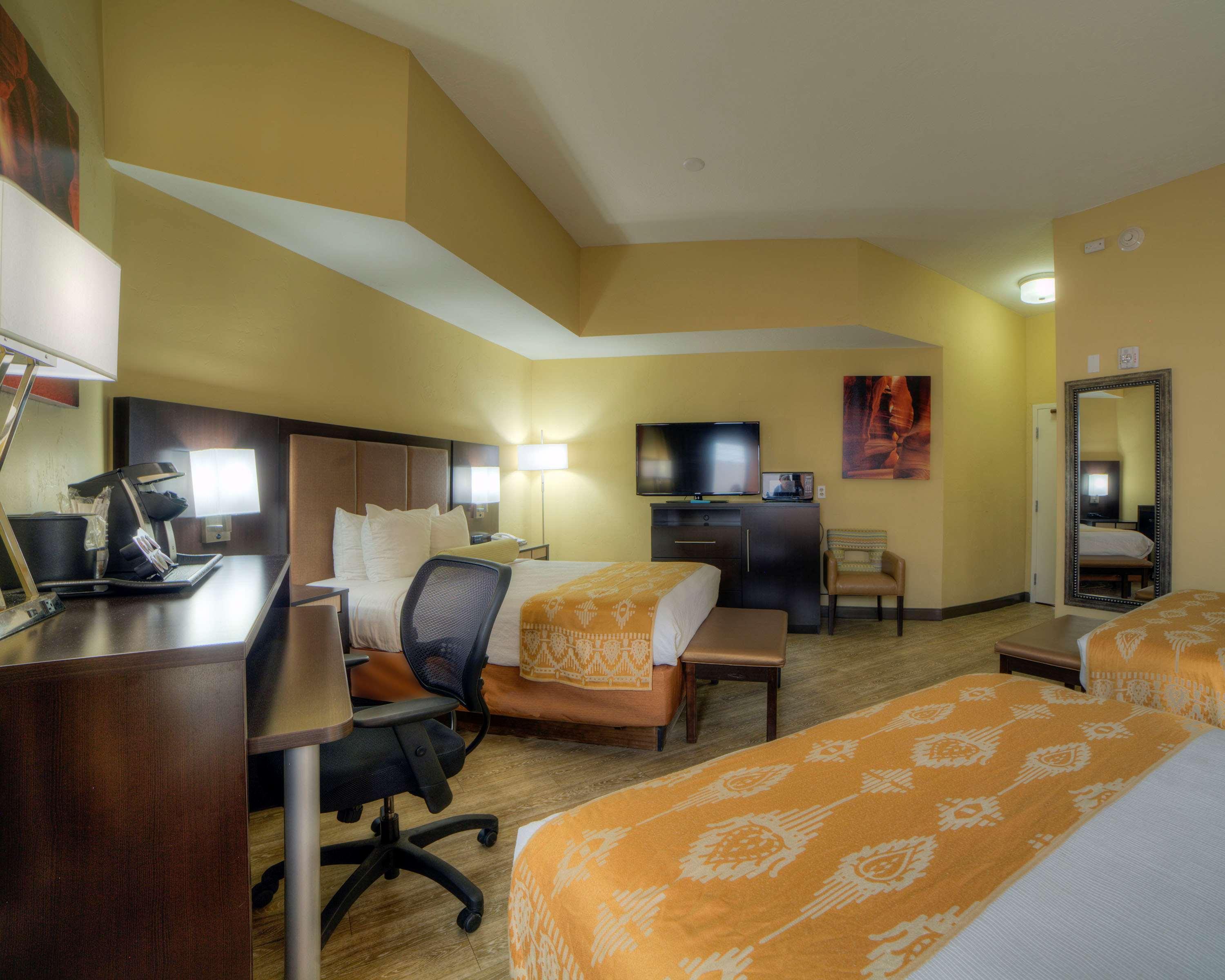 Best Western View Of Lake Powell Hotel Page Exterior photo