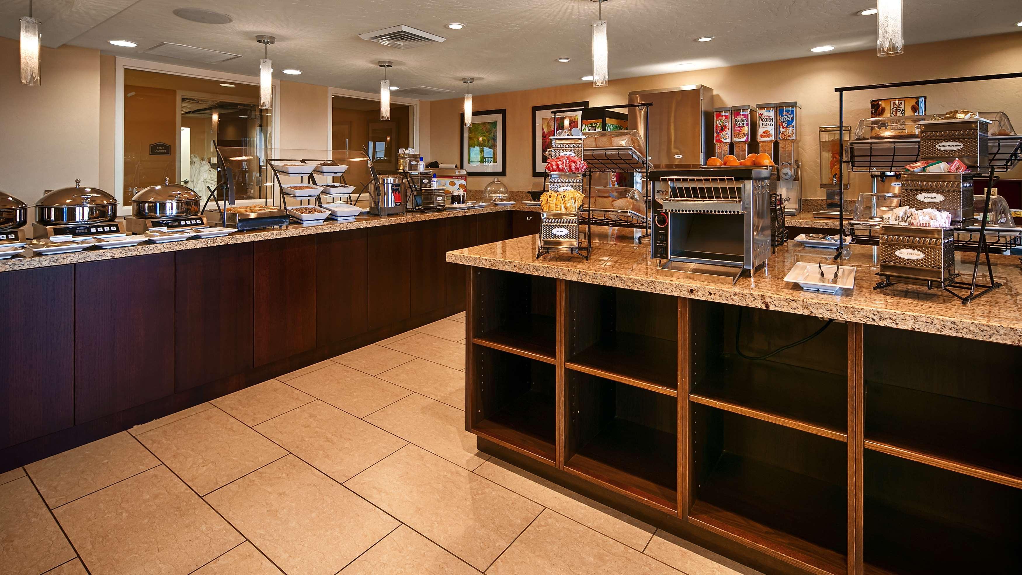 Best Western View Of Lake Powell Hotel Page Exterior photo
